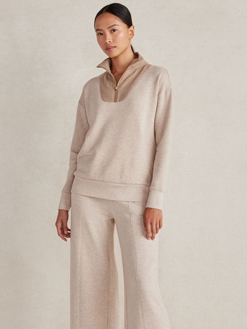 FLEECE HALF-ZIP SWEATSHIRT